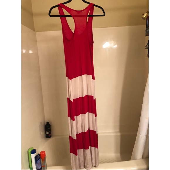 Red and Cream Maxi Dress - Picture 2 of 3